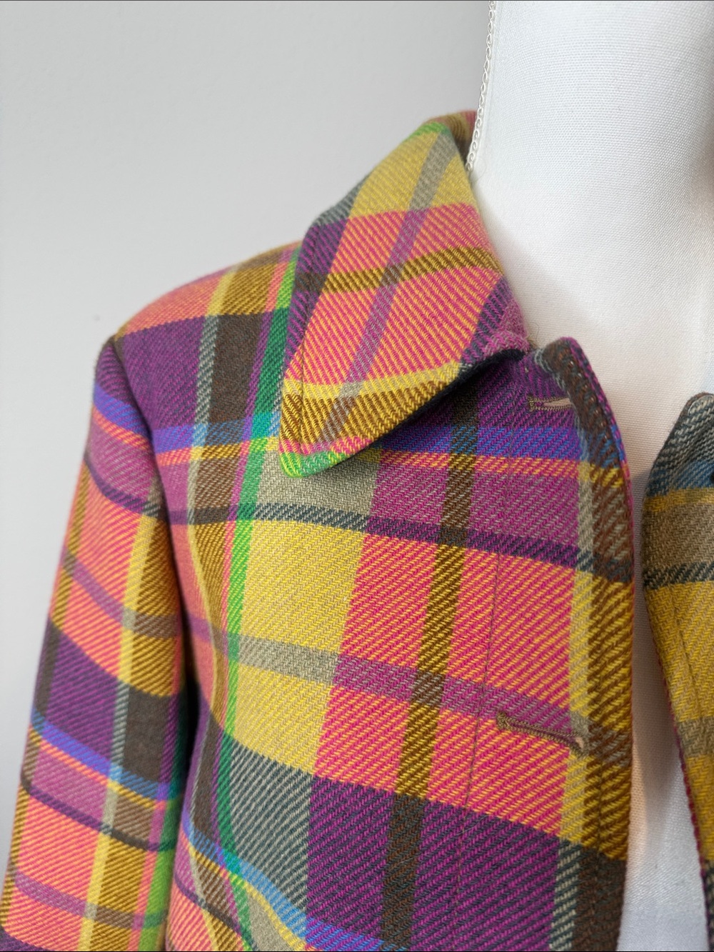 Boden Multi-Color Plaid Button Front Jacket Wool Made In Italy Size 16 - Picture 5 of 13